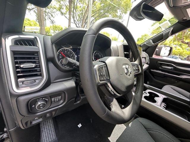 Photo of 2025 Diamond Black RAM 1500