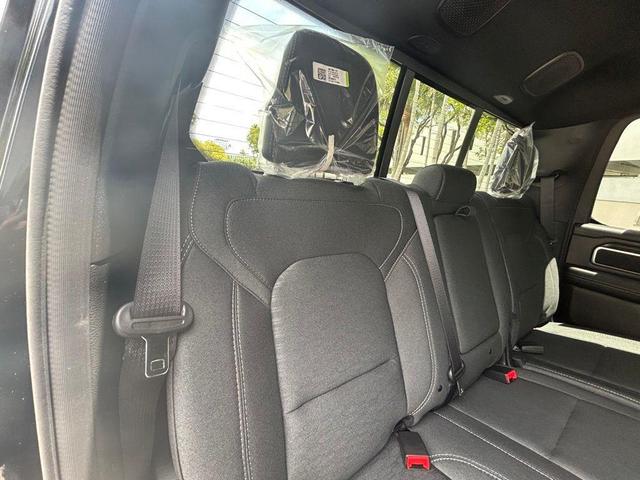 Photo of 2025 Diamond Black RAM 1500