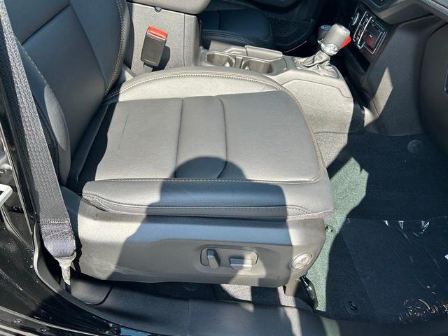 Photo of 2025 Black Clearcoat Jeep Wrangler