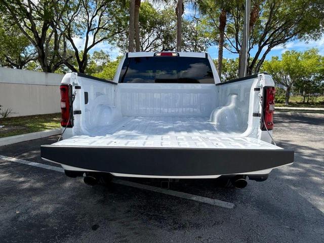 Photo of 2025 Bright White Clearcoat RAM 1500