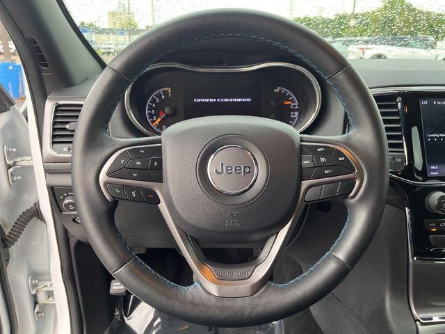 Photo of 2019 Bright White Clearcoat Jeep Grand Cherokee