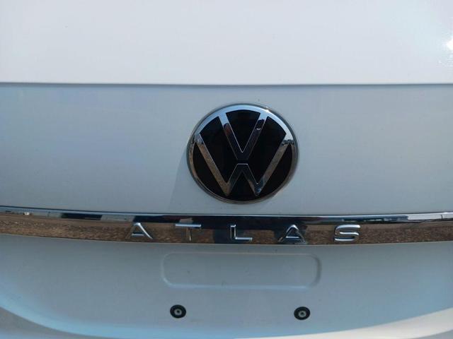 Photo of 2023 Opal White Pearl Volkswagen Atlas Cross Sport