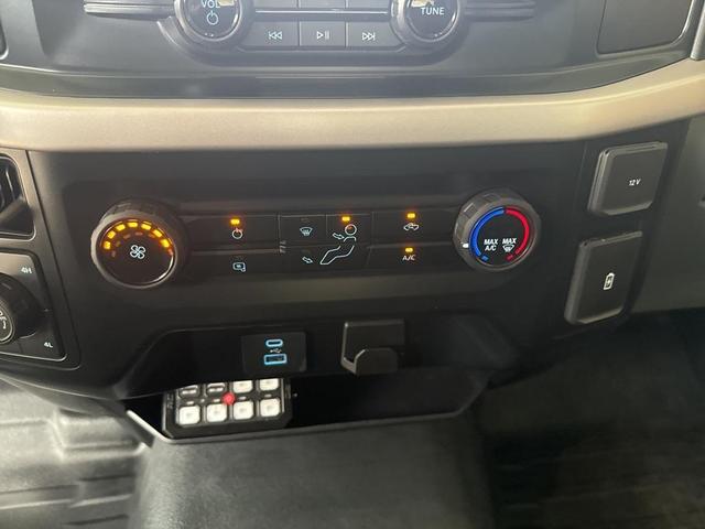 Photo of 2023 Agate Black Metallic Ford F-150