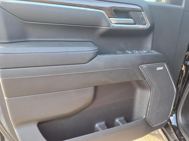 Photo of 2024 Black Chevrolet Silverado 1500