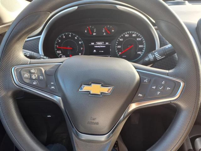 Photo of 2024 Summit White Chevrolet Malibu