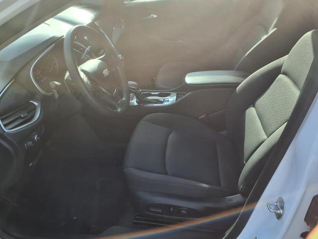 Photo of 2024 Summit White Chevrolet Malibu
