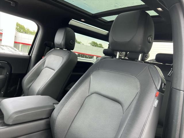 Photo of 2024 Tasman Blue Metallic Land Rover Defender