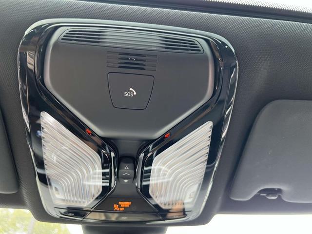 Photo of 2019 Black Sapphire Metallic BMW 330