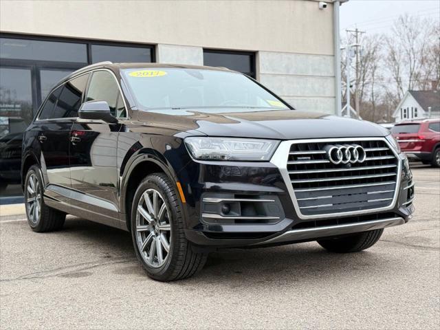Photo of 2017 Black Audi Q7