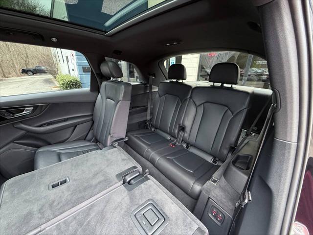 Photo of 2017 Black Audi Q7