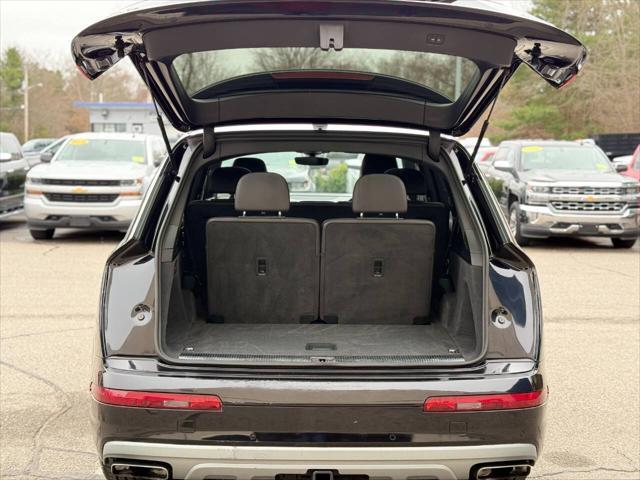 Photo of 2017 Black Audi Q7