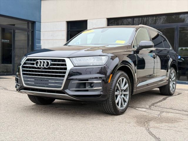 Photo of 2017 Black Audi Q7