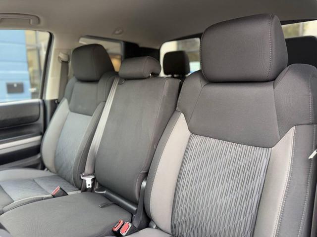 Photo of 2015 Magnetic Gray Metallic Toyota Tundra
