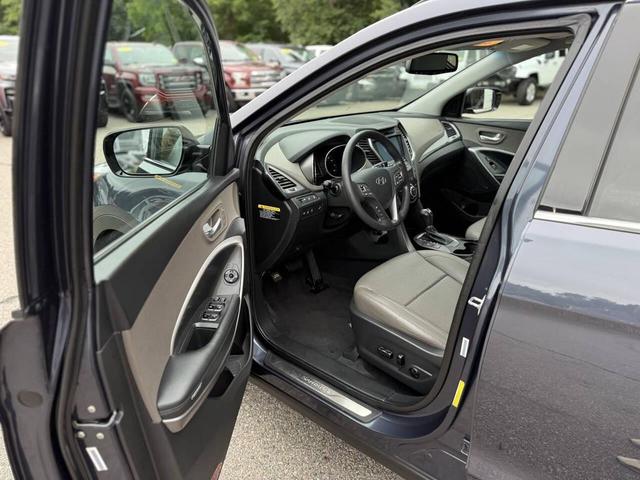 Photo of 2015 Marlin Blue Hyundai Santa Fe Sport