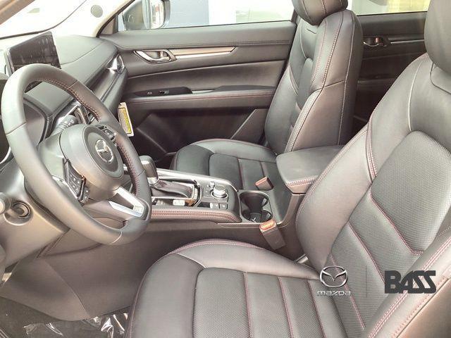 Photo of 2025 White Metallic Mazda CX-5