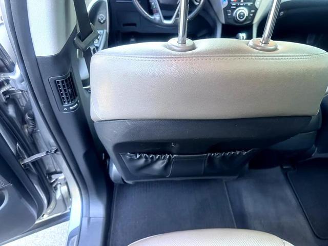 Photo of 2016 Gray Hyundai SANTA FE