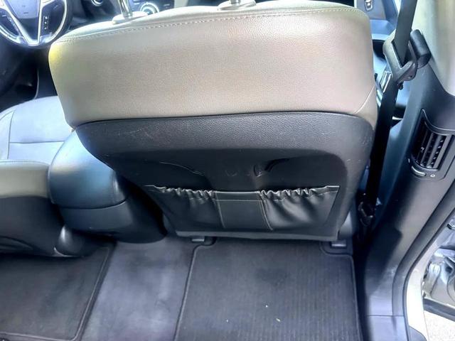Photo of 2016 Gray Hyundai SANTA FE