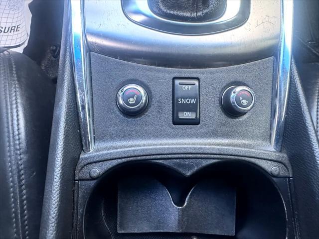 Photo of 2013 Black INFINITI G37x