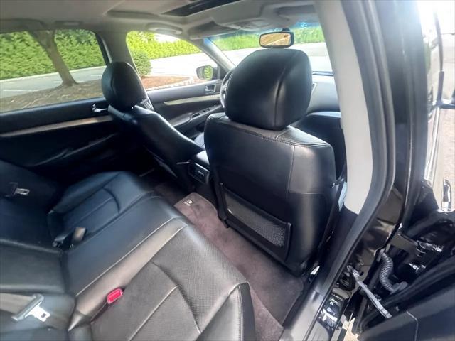 Photo of 2013 Black INFINITI G37x