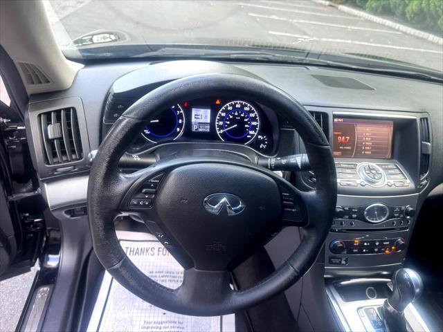 Photo of 2013 Black INFINITI G37x