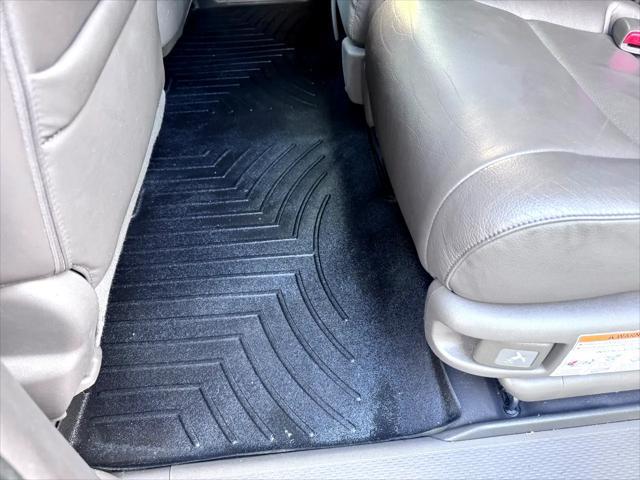 Photo of 2013 Gray Honda Odyssey