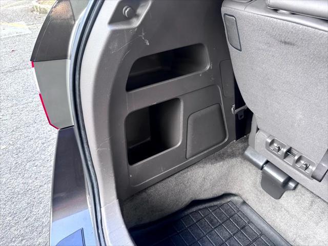 Photo of 2013 Gray Honda Odyssey