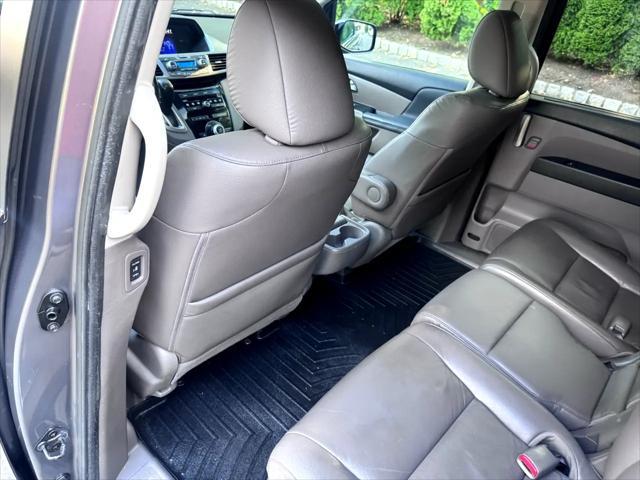 Photo of 2013 Gray Honda Odyssey