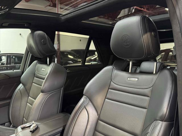 Photo of 2019 Obsidian Black Metallic Mercedes-Benz AMG GLE 63