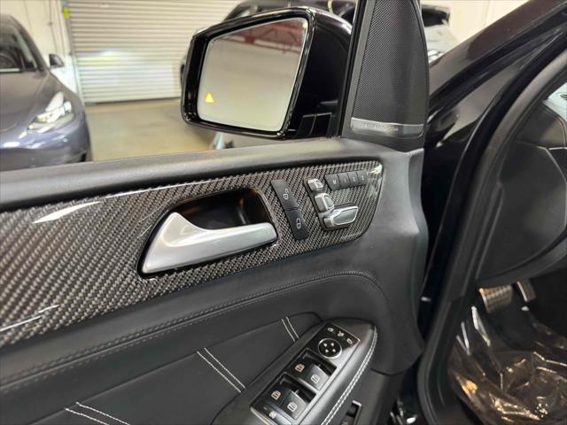 Photo of 2019 Obsidian Black Metallic Mercedes-Benz AMG GLE 63