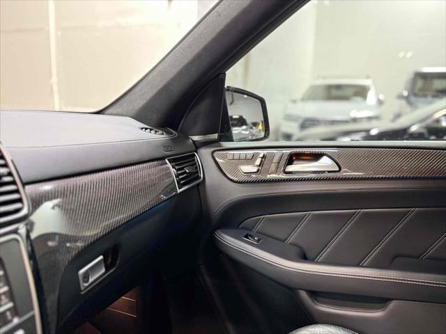 Photo of 2019 Obsidian Black Metallic Mercedes-Benz AMG GLE 63
