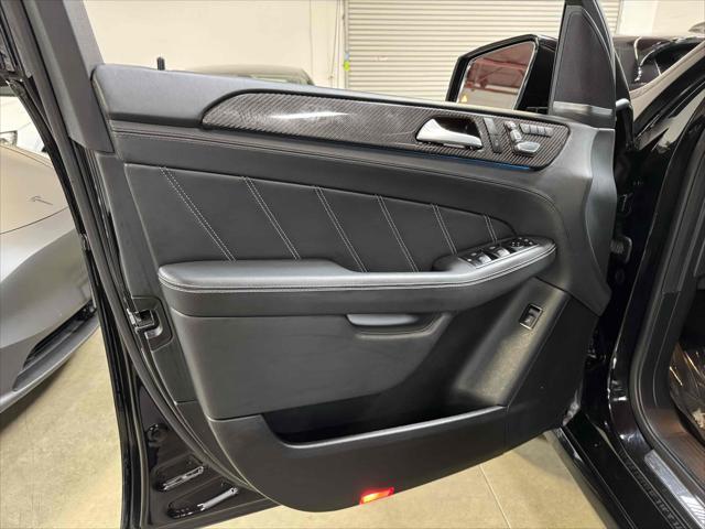 Photo of 2019 Obsidian Black Metallic Mercedes-Benz AMG GLE 63