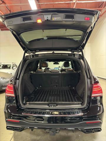 Photo of 2019 Obsidian Black Metallic Mercedes-Benz AMG GLE 63