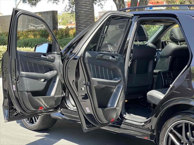Photo of 2019 Obsidian Black Metallic Mercedes-Benz AMG GLE 63
