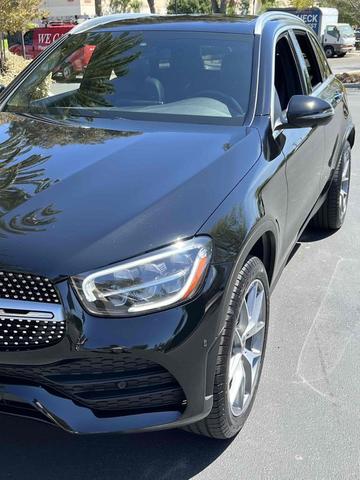 Photo of 2021 Black Mercedes-Benz GLC 300