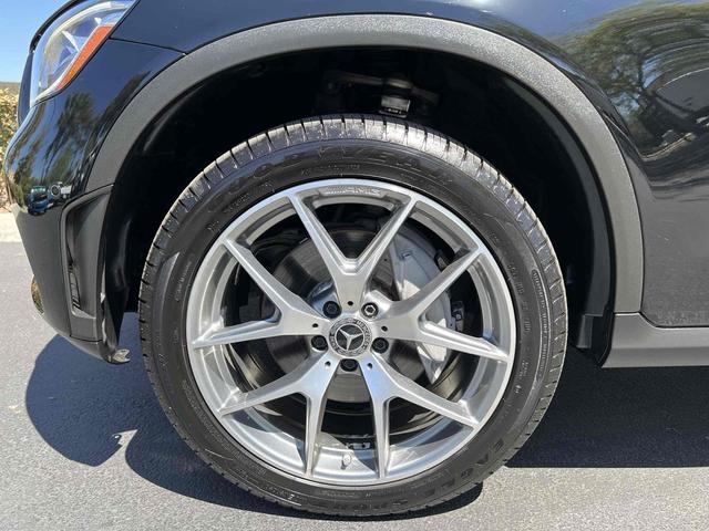 Photo of 2021 Black Mercedes-Benz GLC 300