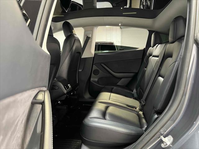 Photo of 2021 Midnight Silver Metallic Tesla Model Y
