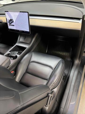 Photo of 2021 Midnight Silver Metallic Tesla Model Y