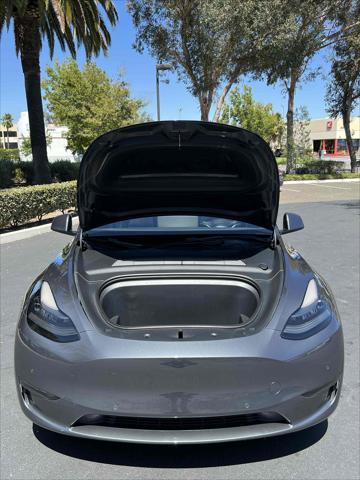 Photo of 2021 Midnight Silver Metallic Tesla Model Y