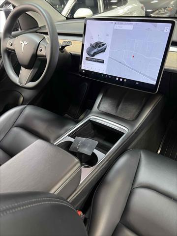 Photo of 2021 Midnight Silver Metallic Tesla Model Y