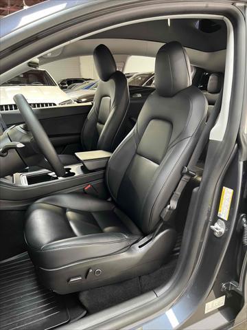 Photo of 2021 Midnight Silver Metallic Tesla Model Y