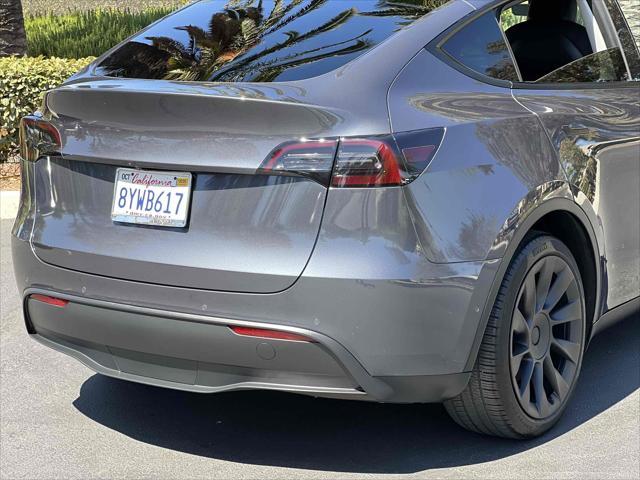 Photo of 2021 Midnight Silver Metallic Tesla Model Y