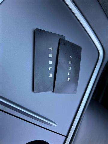 Photo of 2021 Midnight Silver Metallic Tesla Model Y