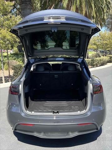 Photo of 2021 Midnight Silver Metallic Tesla Model Y