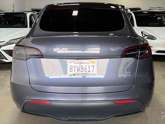 Photo of 2021 Midnight Silver Metallic Tesla Model Y