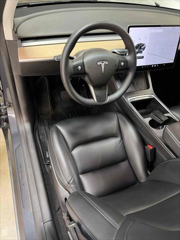 Photo of 2021 Midnight Silver Metallic Tesla Model Y