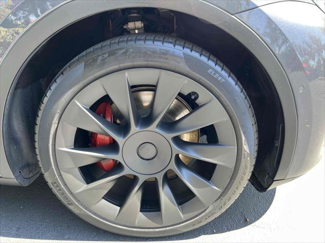 Photo of 2021 Midnight Silver Metallic Tesla Model Y