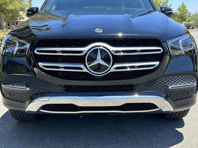 Photo of 2020 Black Mercedes-Benz GLE 350