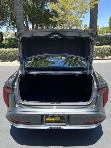 Photo of 2025 Interstellar Gray Kia K4