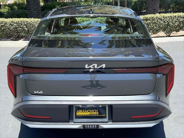 Photo of 2025 Interstellar Gray Kia K4