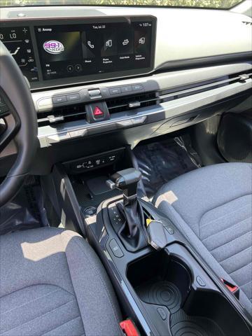Photo of 2025 Interstellar Gray Kia K4
